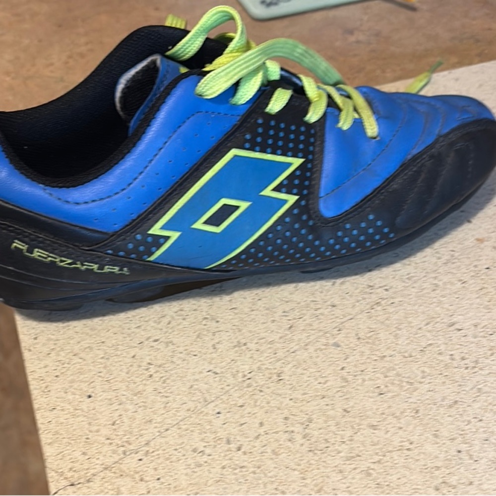 LOTTO Blue and Green Soccer Cleats for Boys!